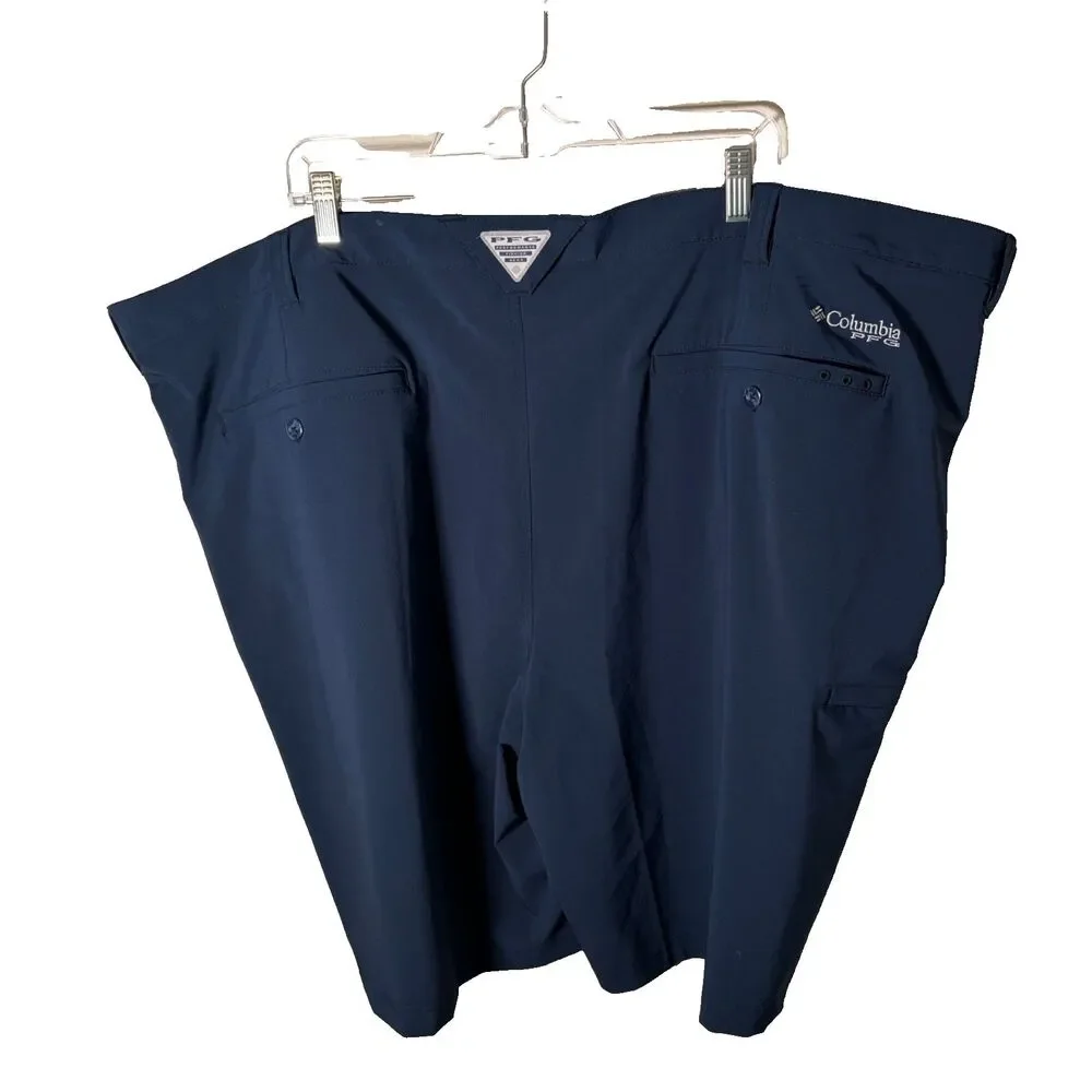 Columbia Shorts Men's 52 x 10 Blue Outdoor Athletic Pocket Flat Front Casual